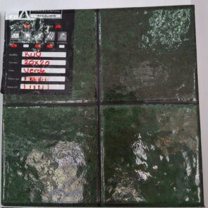 PISO PORCELANITE KUO VERDE 20X20 1.5 MTS 1A